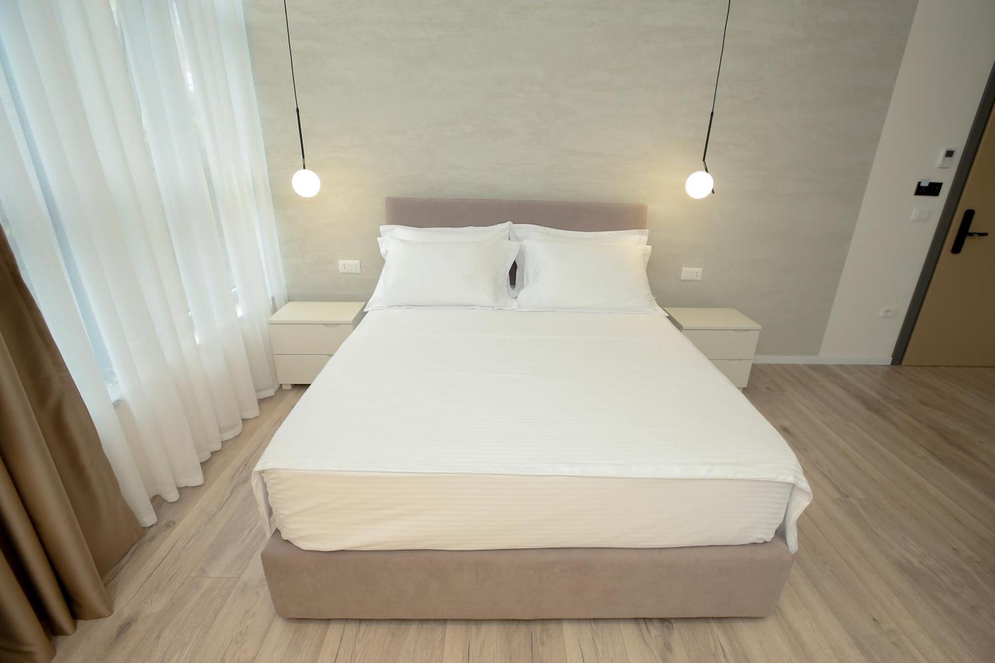 Nos Luxury Rooms Shkodër Buitenkant foto